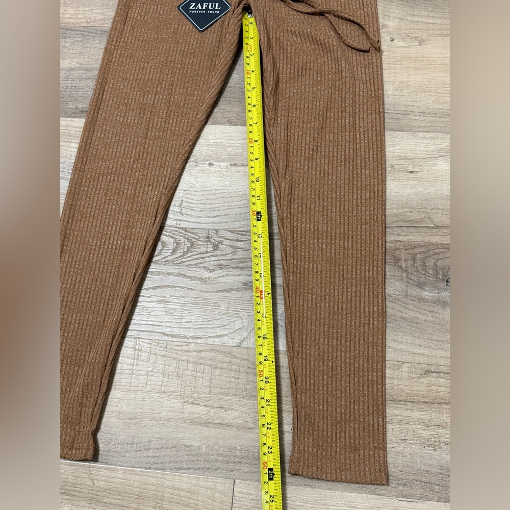 Zaful Brown Ribbed Knit Set - Picture 5 of 6